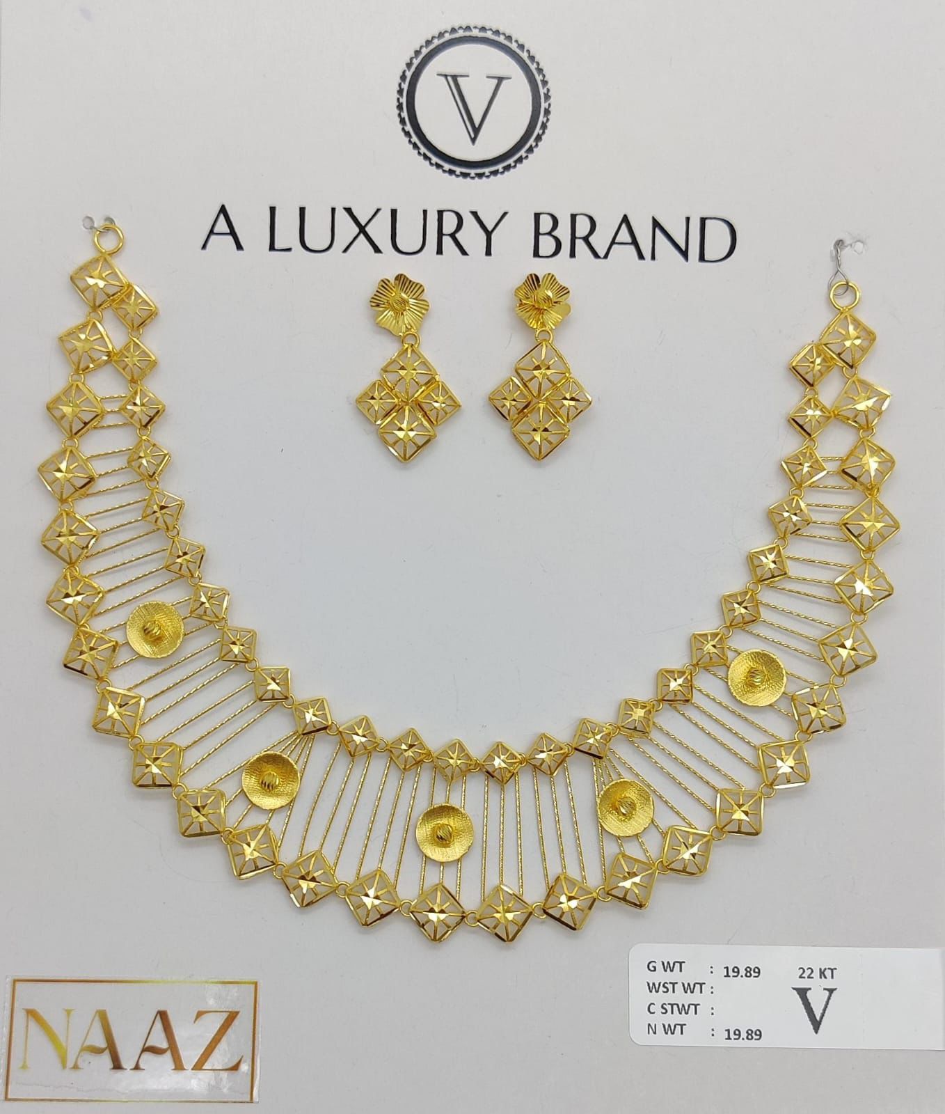 NAAZ Necklace Set