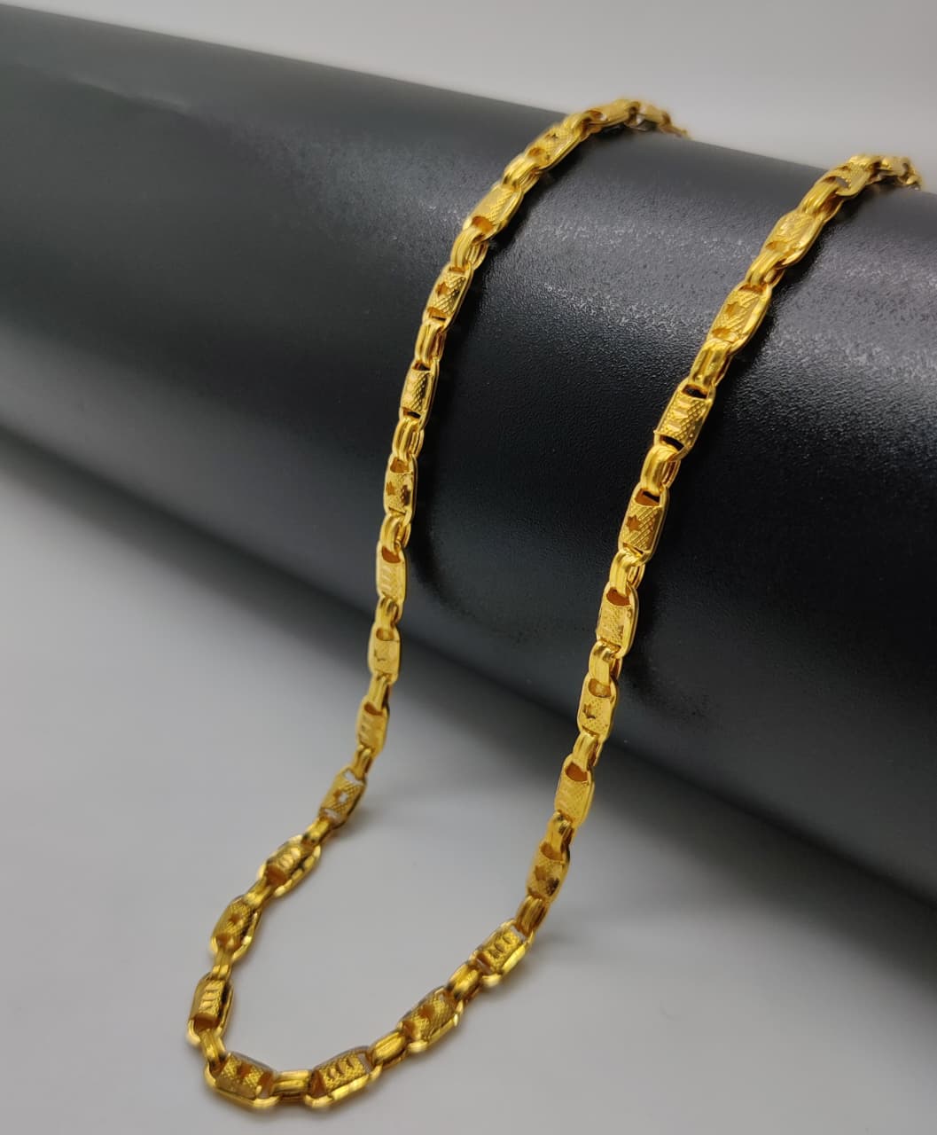 Dubai Nawabi Chain