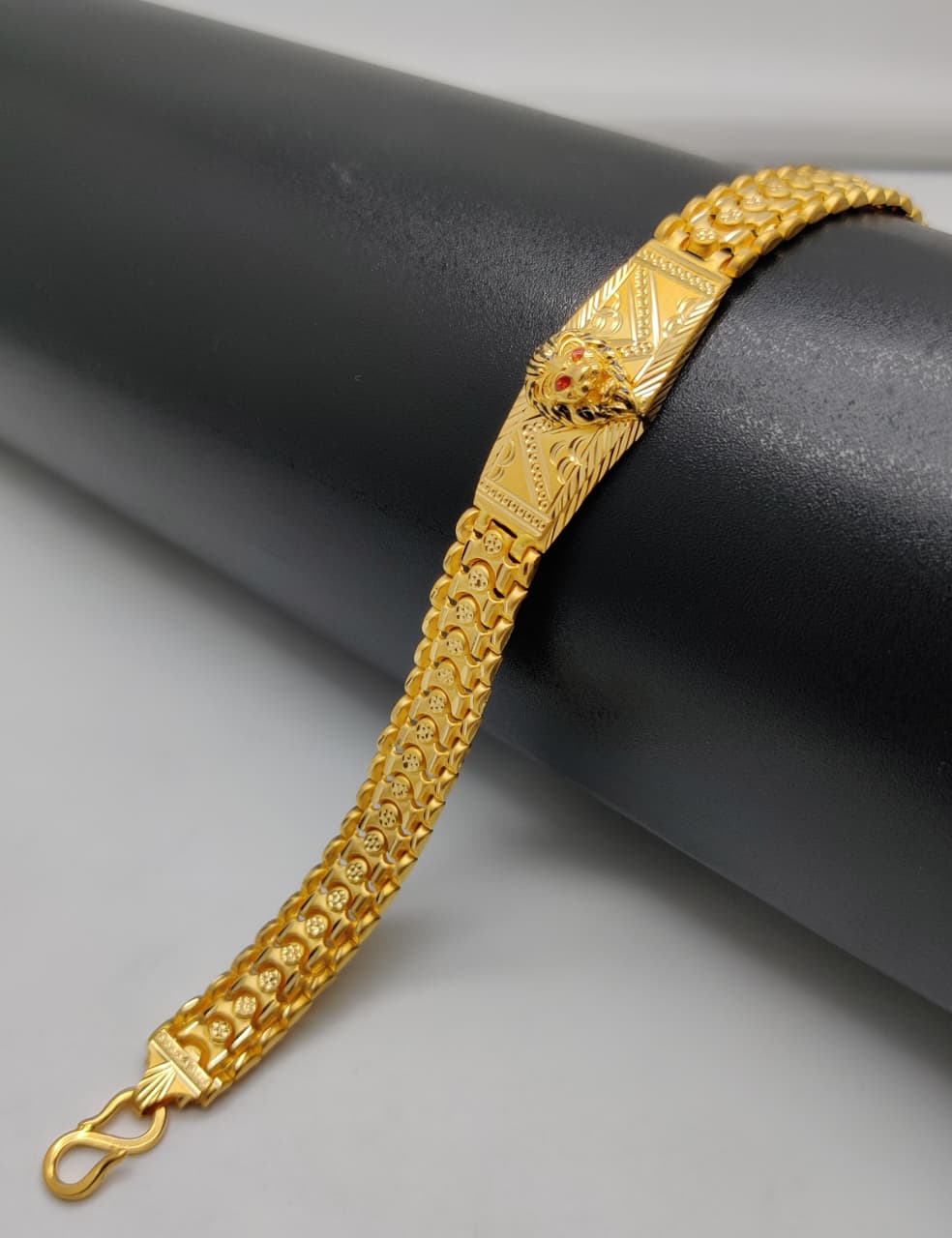 Prime Jaguar Bracelet