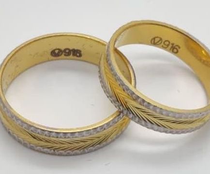 COUPLE BANDS