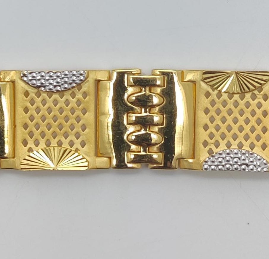 CASTING BRACELET